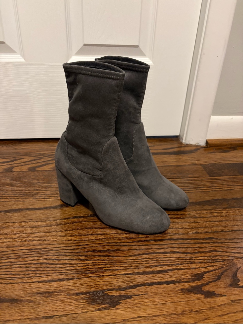 Halogen Jacy Stretch Sock Booties Gray Block Heel Size 7.5